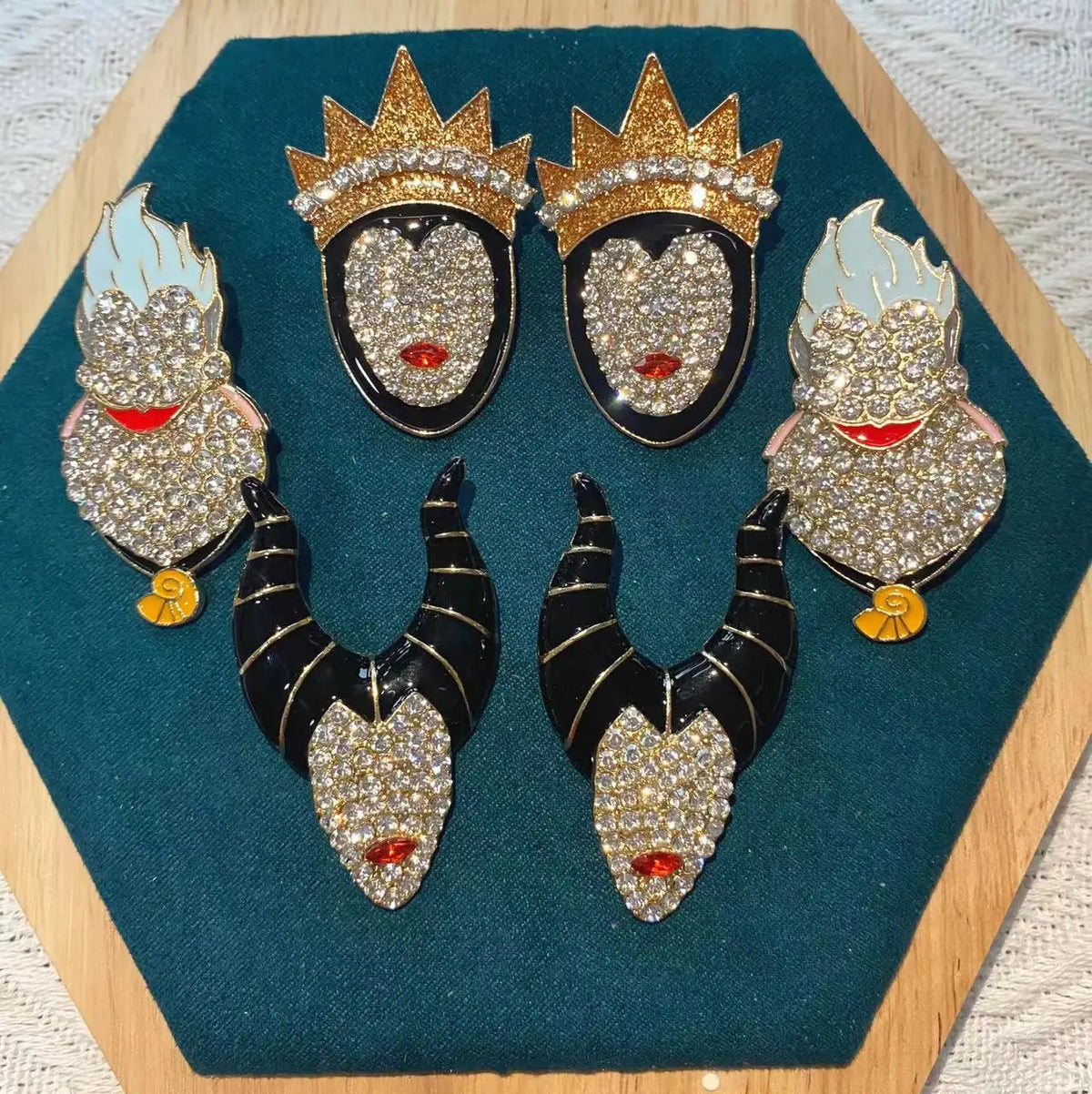 Exaggerated Rhinestone Characters Earrings for Woman Halloween Earrings Jewelry Party Casual
