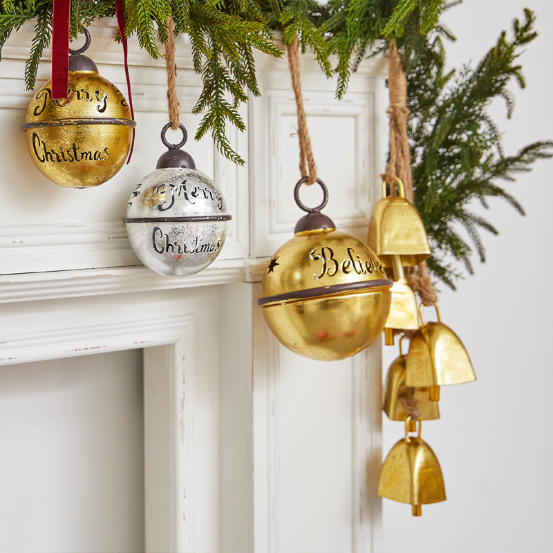 Christmas Atmosphere Decoration Iron Bell Hanging Ornament Christmas Tree Decor Wind Chime Hanging Decor Scene Decoration Pendant